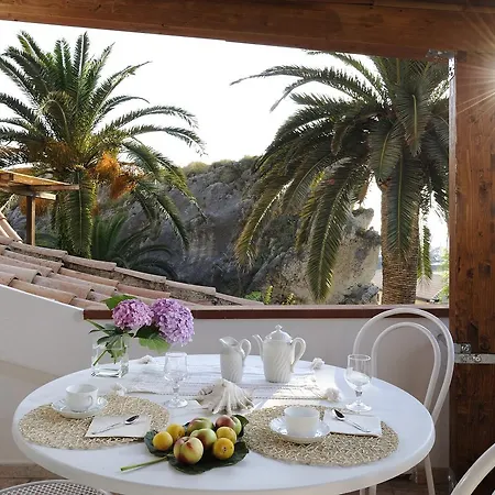 Le Roccette Club Aparthotel 3*